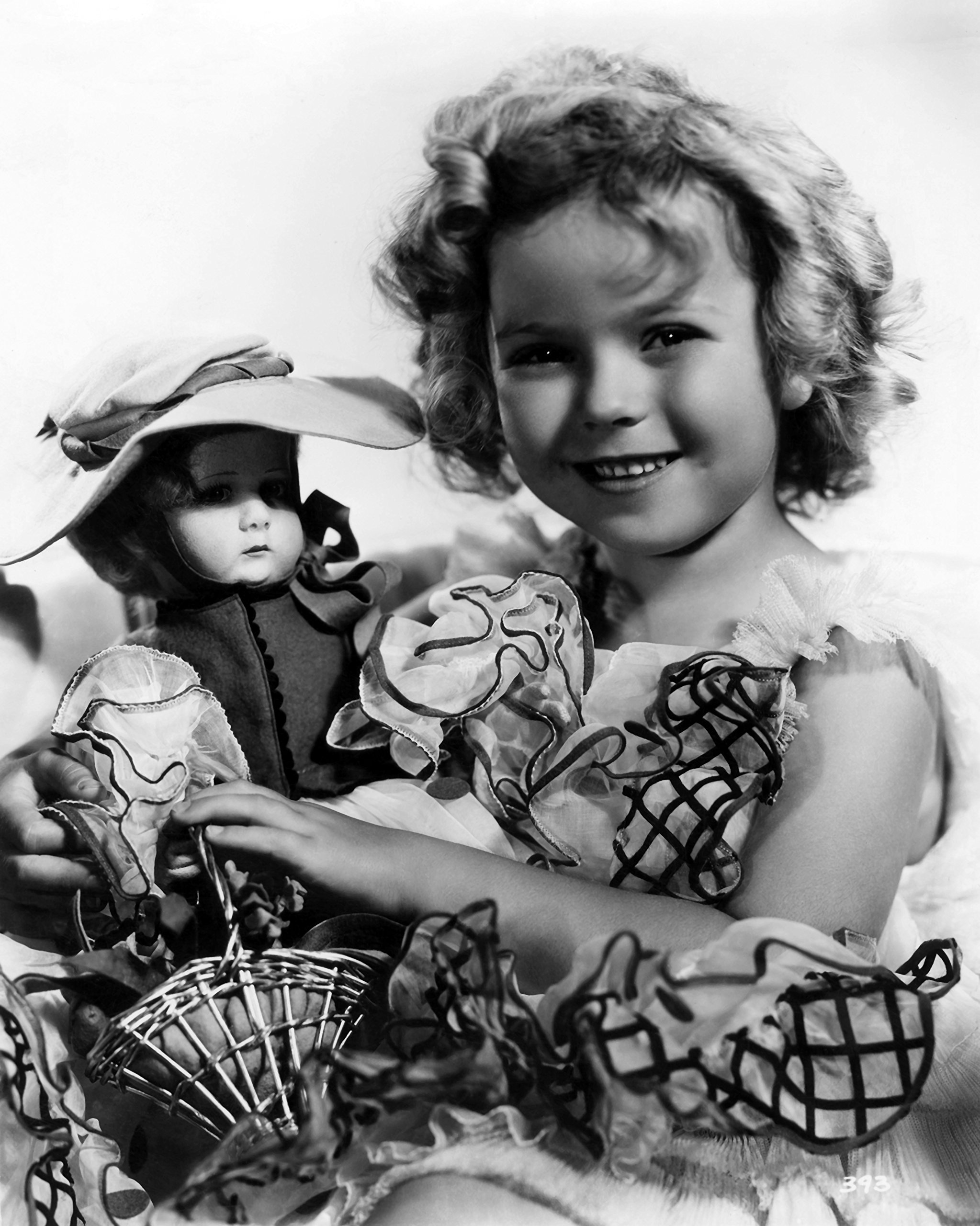 Amazon.com: Eddy's Entertainment Shirley Temple 1934 